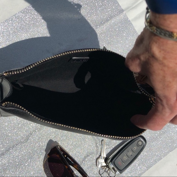 Large Pebbled Leather Clutch/Wristlet Purse, Bag - Picture 7 of 7